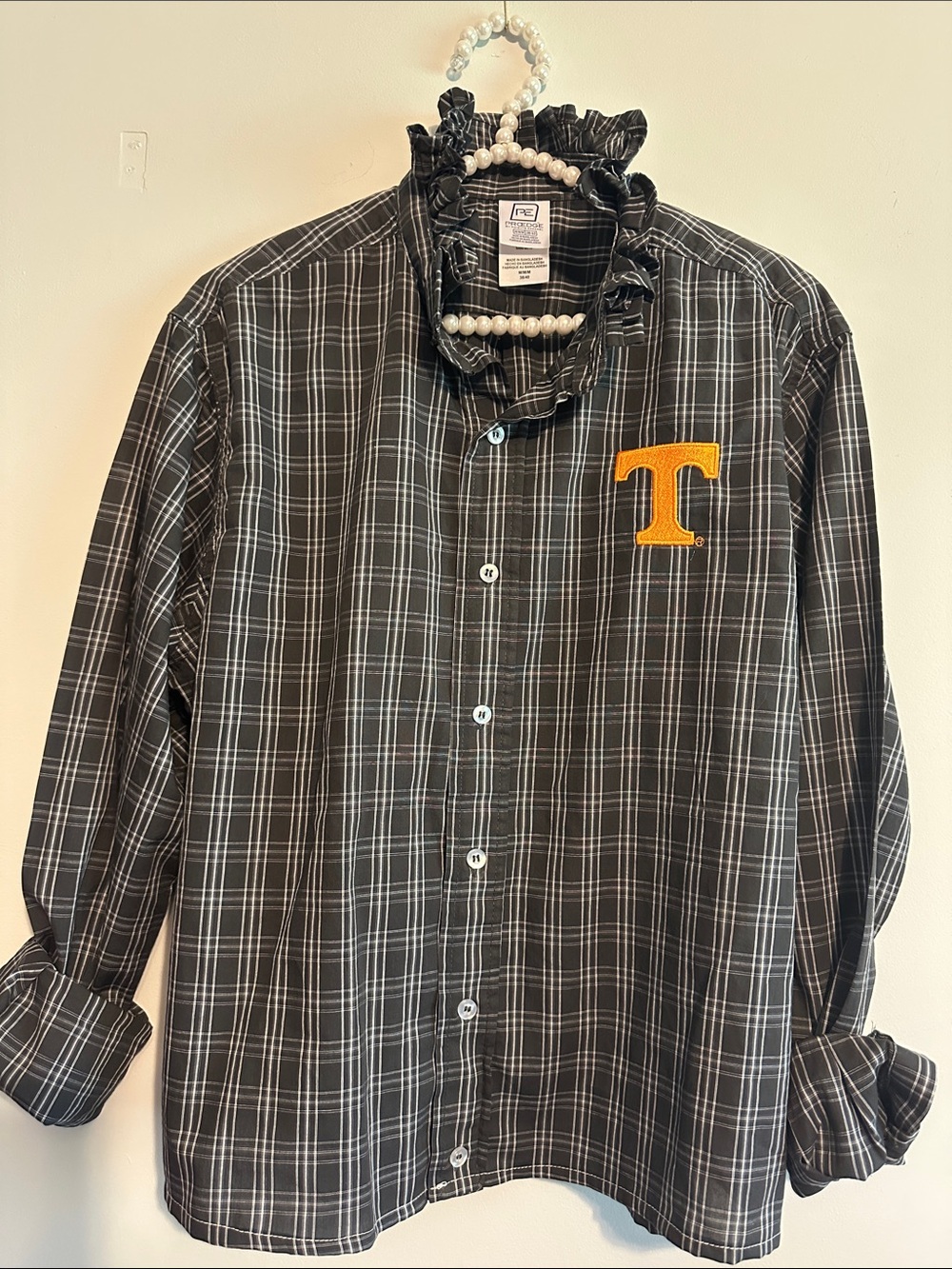 Pro Edge Tennessee Black Plaid Ruffled collar Shirt